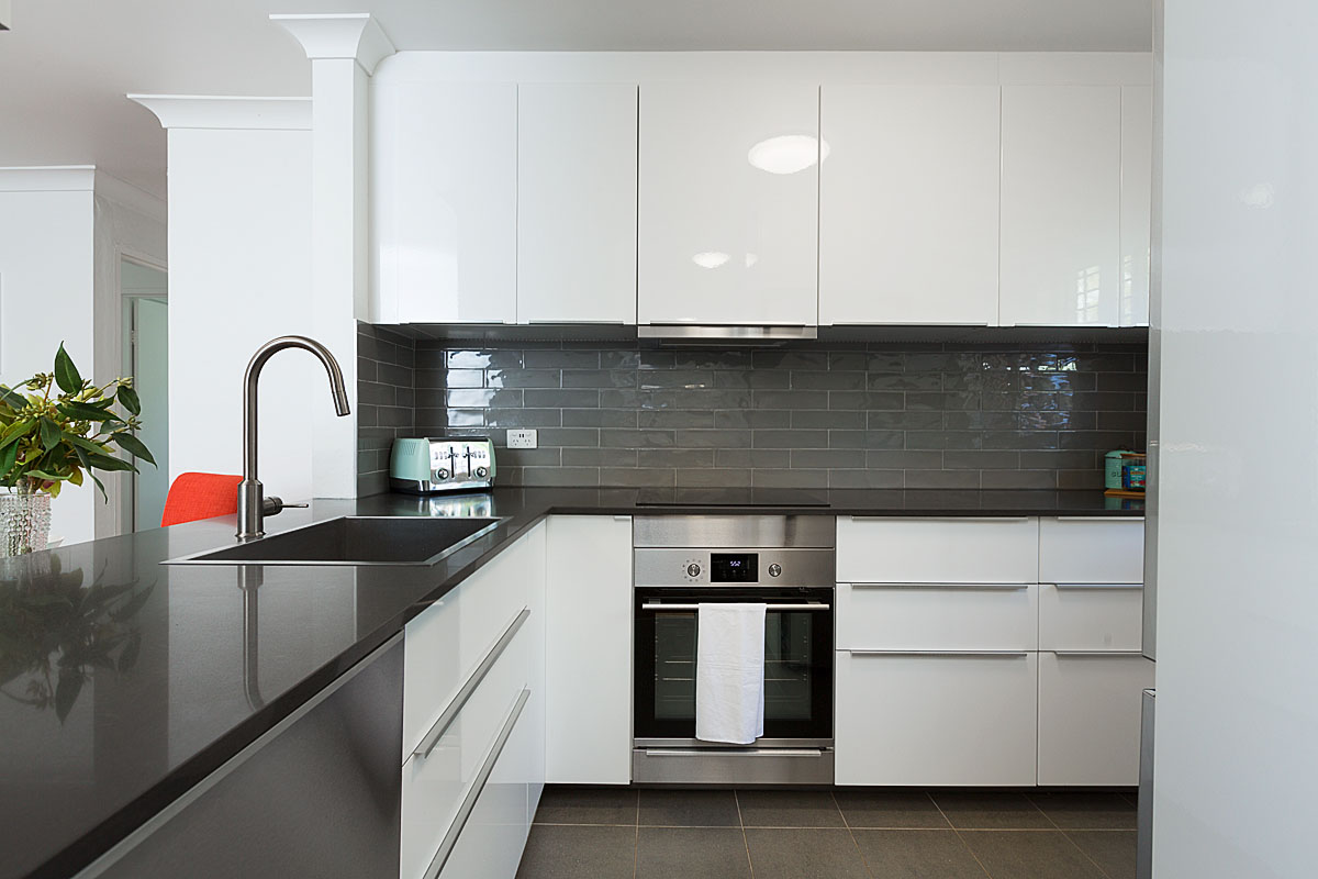kensington-50-anzac-parade-kitchen