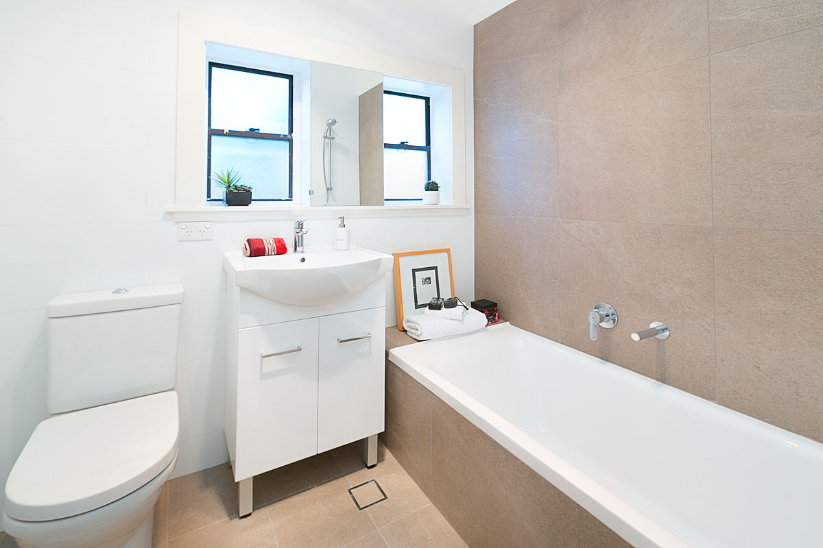 kingsford-1-araluen-st-bathroom