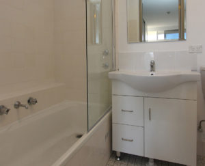 Artarmon 4 Francis Road Bathroom