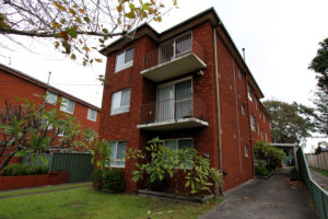 Exterior-web