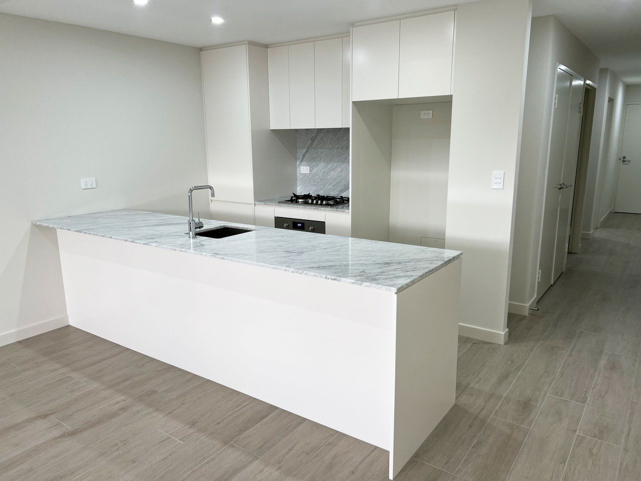 Kitchen-S-web