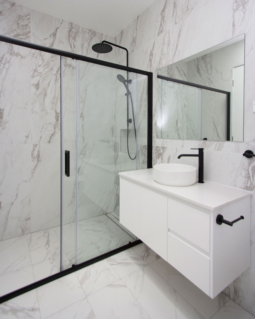 Main-Bathroom-web