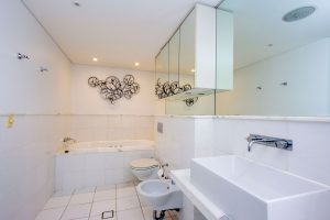Ensuite-Bathroom