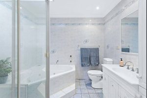 15-Mileham-Ave,-Baulkaham-Hills---Bathroom