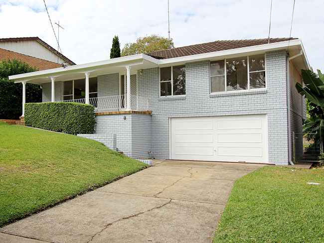 15 MILEHAM AVENUE, BAULKHAM HILLS
