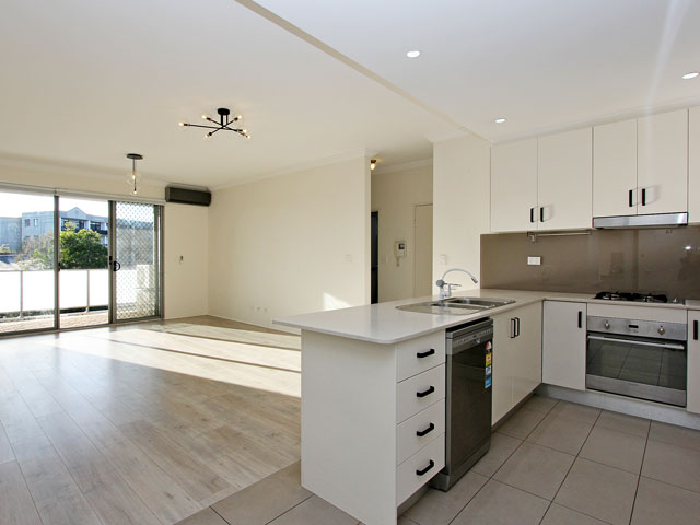 14/553 NEW CANTERBURY ROAD, DULWICH HILL