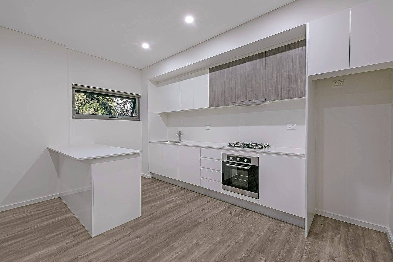 Kitchen (2)