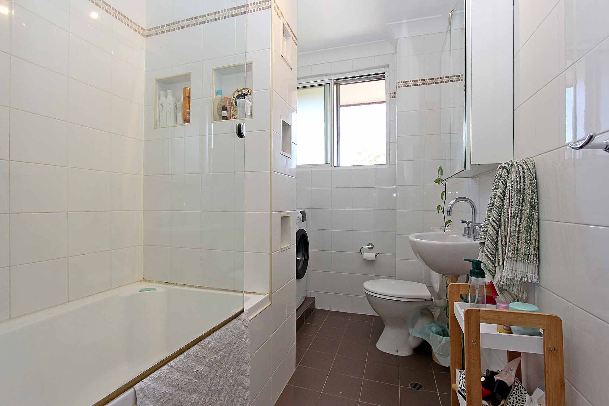 Bathroom-landscape-WEB.