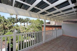 Balcony-web